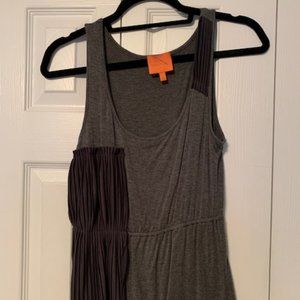 Olga Kapustina Gray Tank top